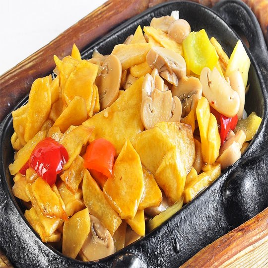 D1. ÐžÐ²Ð¾Ñ‰Ð¸ Ð½Ð° ÑÐºÐ¾Ð²Ð¾Ñ€Ð¾Ð´ÐºÐµ<br>é“æ¿é²œè˜‘åœŸè±†ç‰‡